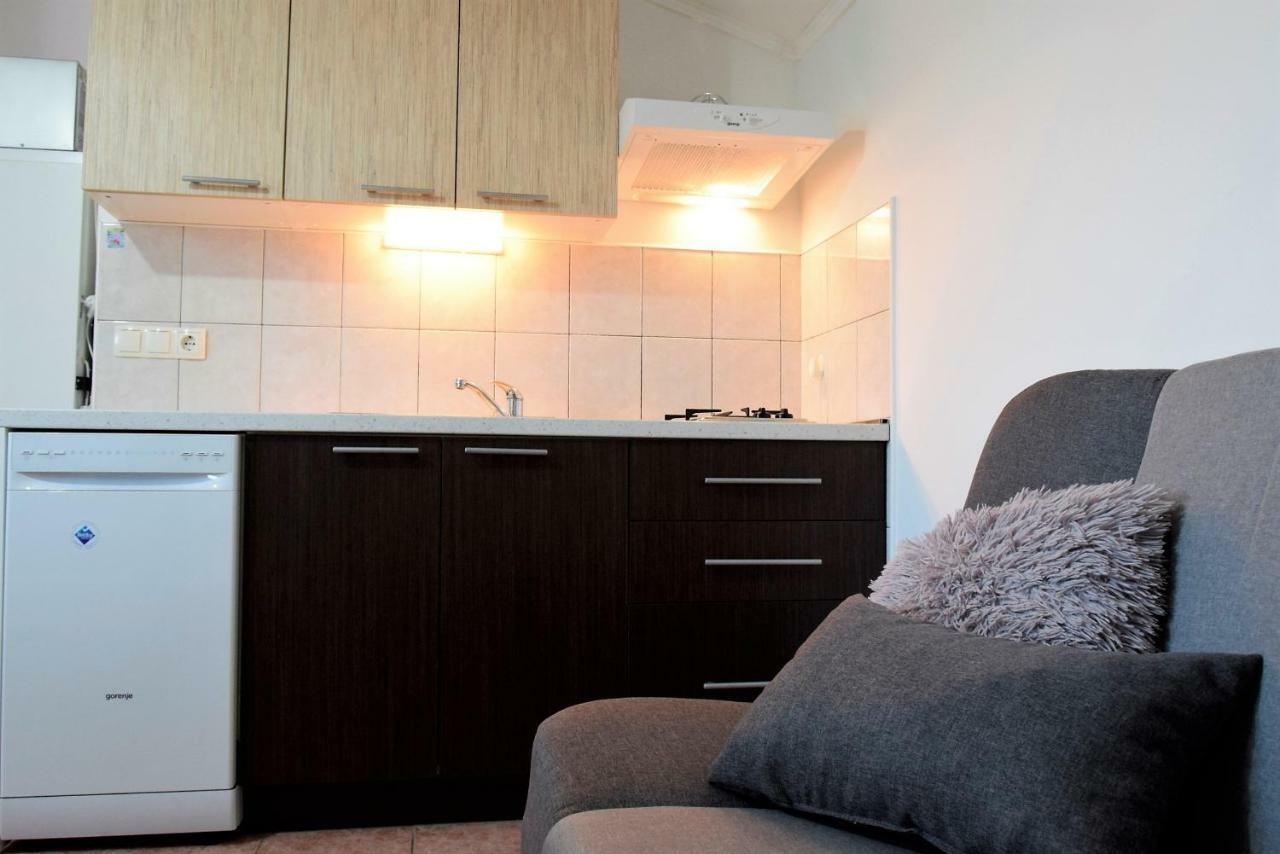 Apartments Kampor Apartment *